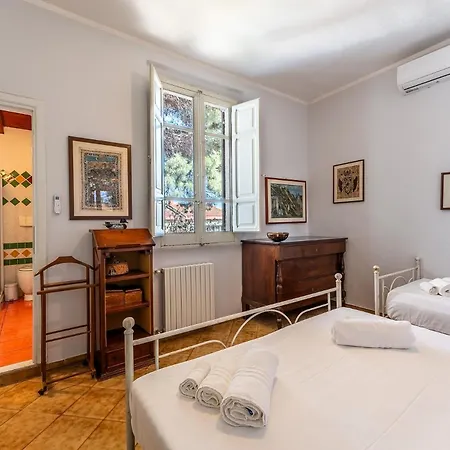 Lux Historic Giardini, With Private Pool Southsardiniaholidays * Capoterra