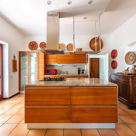 Villa Lux Historic Giardini, With Private Pool Southsardiniaholidays