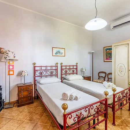 Villa Lux Historic Giardini, With Private Pool Southsardiniaholidays Capoterra