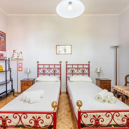Villa Lux Historic Giardini, With Private Pool Southsardiniaholidays Capoterra