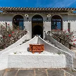 ヴィラ Lux Historic Giardini, With Private Pool Southsardiniaholidays