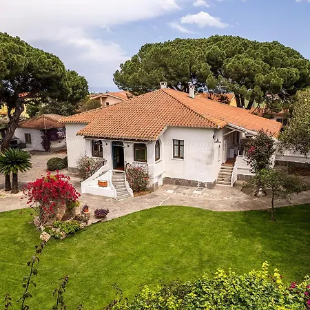 Historic Giardini, Pool And Private Park Villa Capoterra